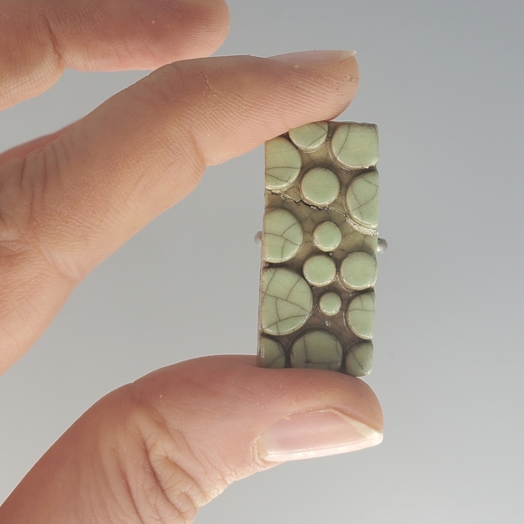 Green Lego Like Unique Ring and Green Silicone Bracelet Set - Picture 4 of 10